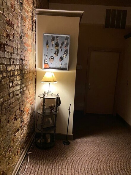 Building Photo - 148 W Michigan Ave