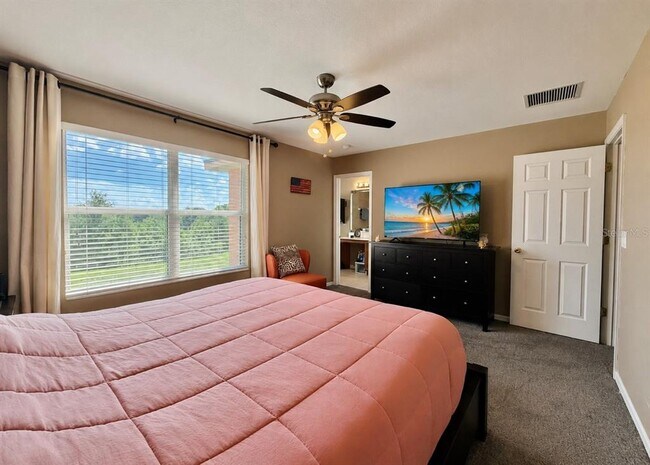 Building Photo - 1720 Retreat View Cir