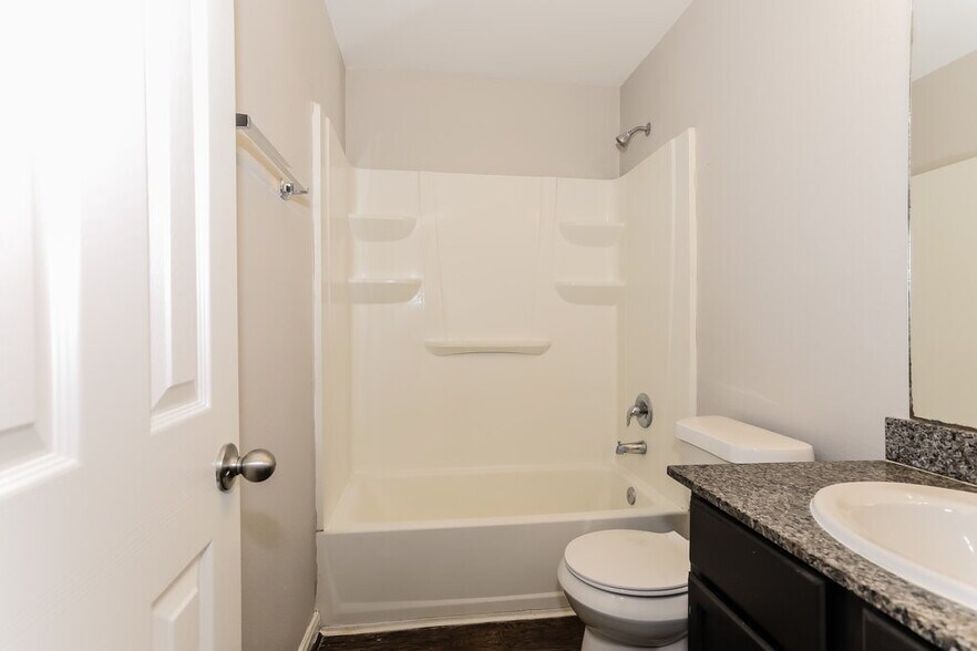 Building Photo - 13042 Rose Landing Dr
