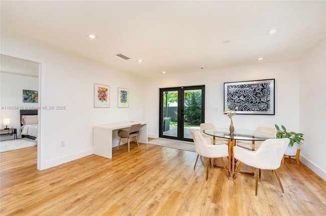 Building Photo - BAY VISTA PARK