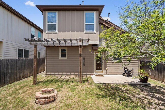 Building Photo - 7337 Menchaca Rd