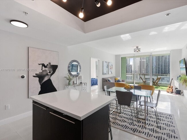 Building Photo - 90 SW 3rd St