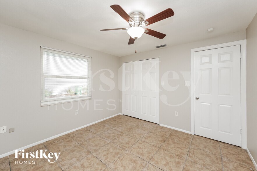 Building Photo - 466 Azalea Ave NW