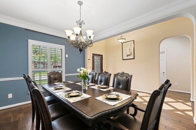 Building Photo - 13306 Misting Falls Ln