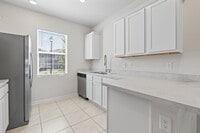 Building Photo - Oakleaf Plantation 3-Bedroom Townhouse in Towering Oaks – Spacious 1450 Sq Ft Living with 2 Full ...