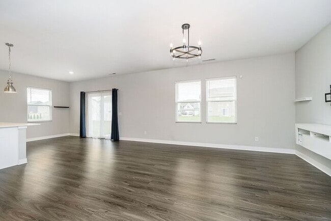 Building Photo - The Perfect Home, Meeting All Your Needs!