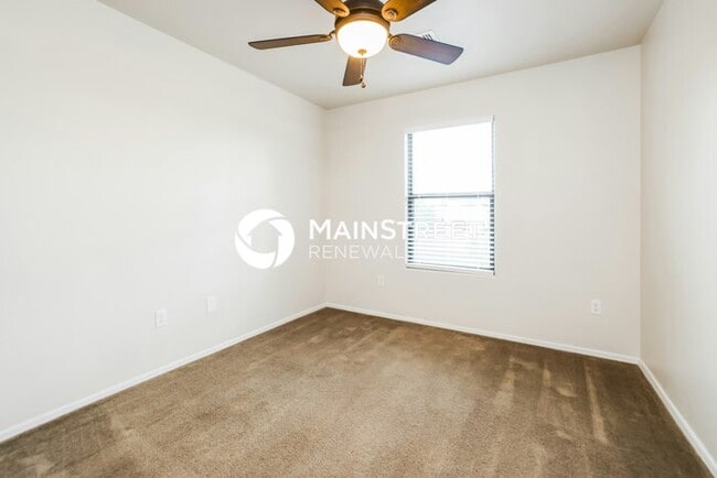 Building Photo - 3 Bedroom Pet-Friendly Home in VAIL, AZ with Main Street Renewal