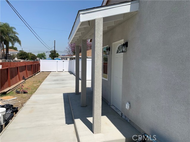 Building Photo - 11506 Maza St