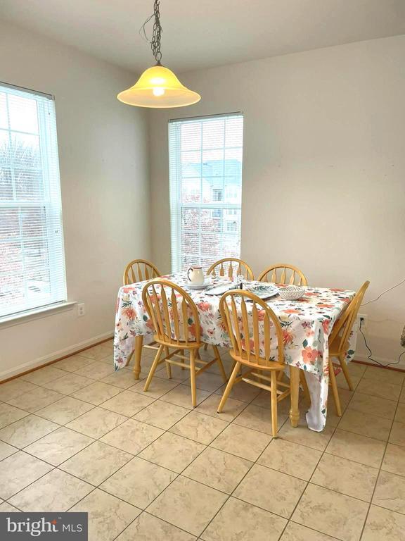 Building Photo - 7401 Travertine Dr