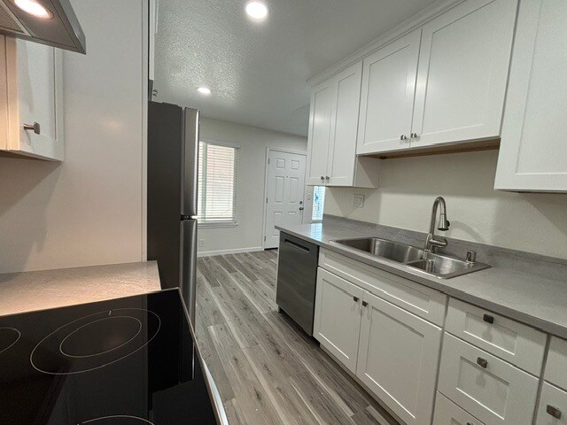 Building Photo - The Sandpiper Apartments