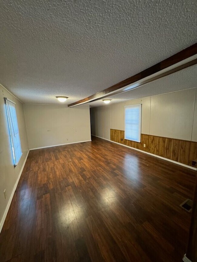 Building Photo - 103 Waldrop Rd