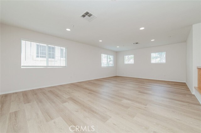 Building Photo - 16432 Landmark Dr