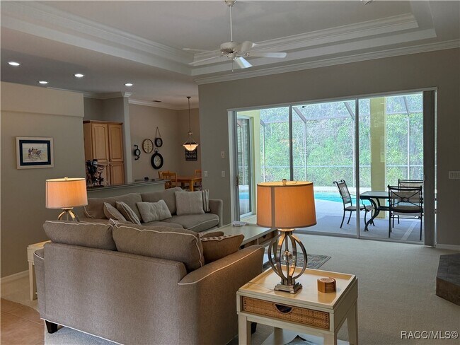 Building Photo - 12 Sweet Peas Ct