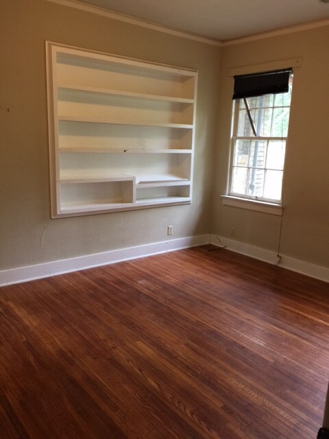 Building Photo - 1415 Sycamore St