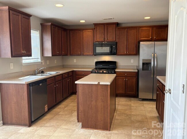 Building Photo - 11615 Ragan Elizabeth Ct