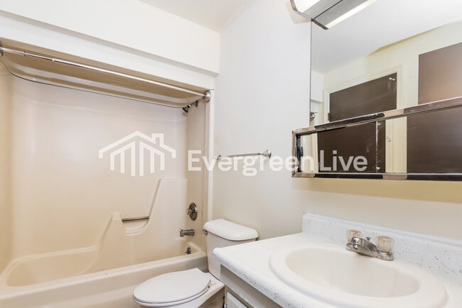 Building Photo - 7699 Mt Hood