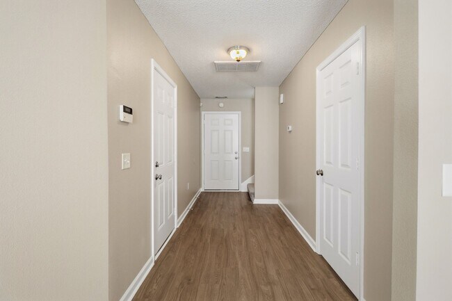 Building Photo - Townhome in Villages at Towne Park