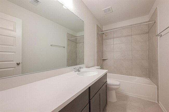 Building Photo - 27838 Western Crk Ct