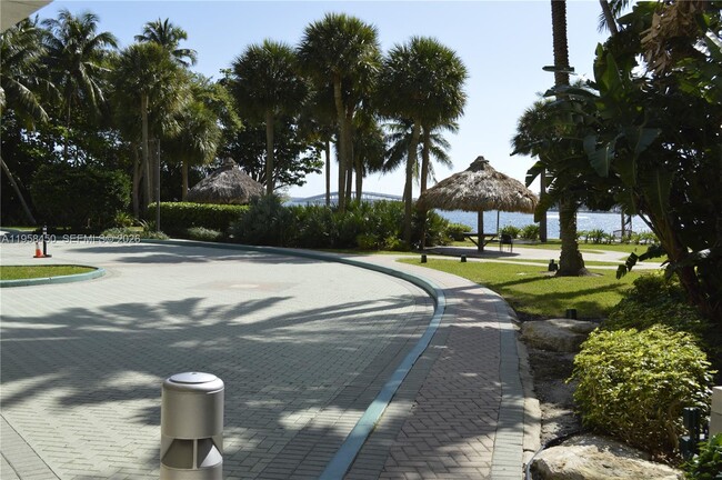 Building Photo - 2451 Brickell Ave