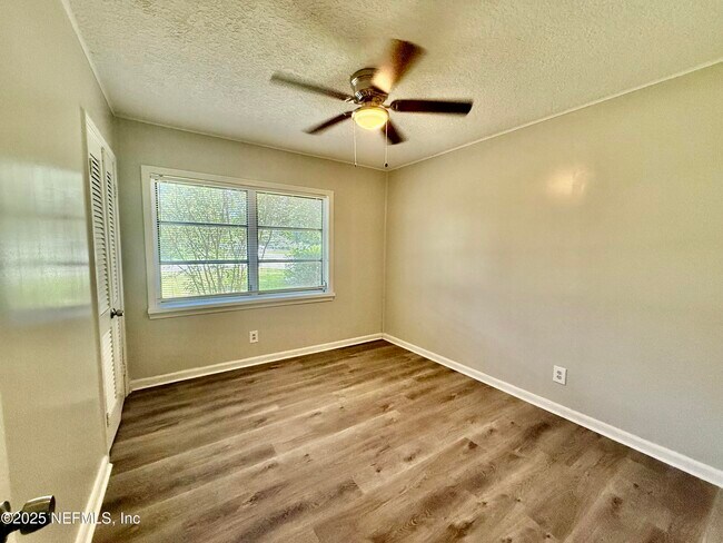Building Photo - 1311 Pullen Rd
