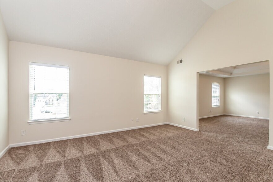 Building Photo - 331 Cobblestone Ct