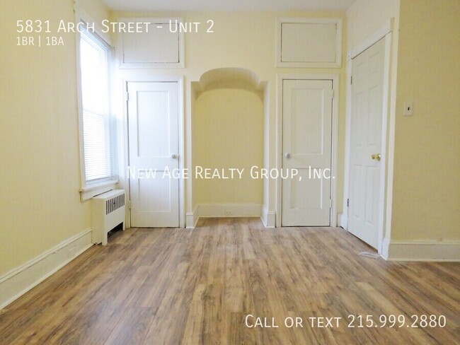 Building Photo - Charming New 1 Bedroom Apartment Rehab in ...