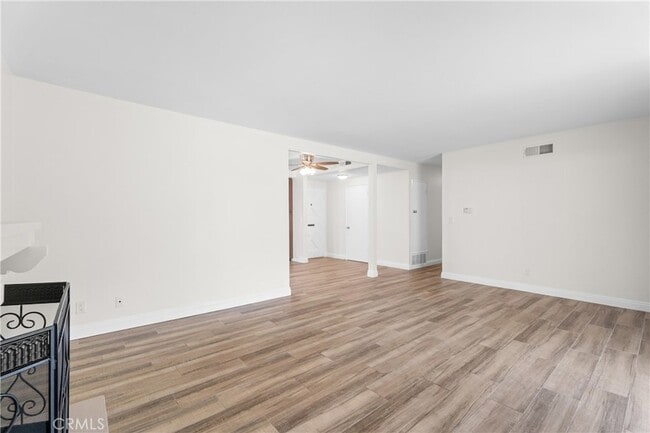 Building Photo - 17551 Misty Ln