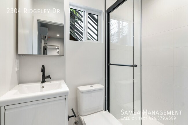 Building Photo - 2304 Ridgeley Dr