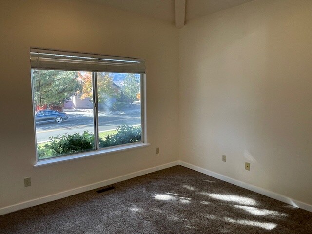 Building Photo - 5895 Blue Horizon Dr