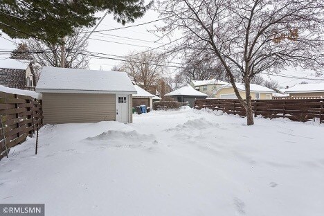 Yard and garage - 2714 Johnson St NE