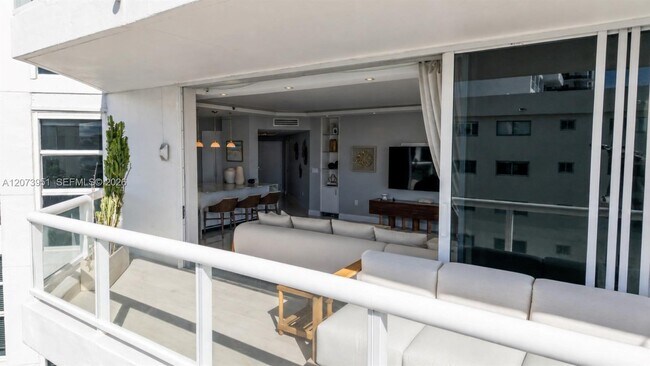 Building Photo - 4201 Collins Ave