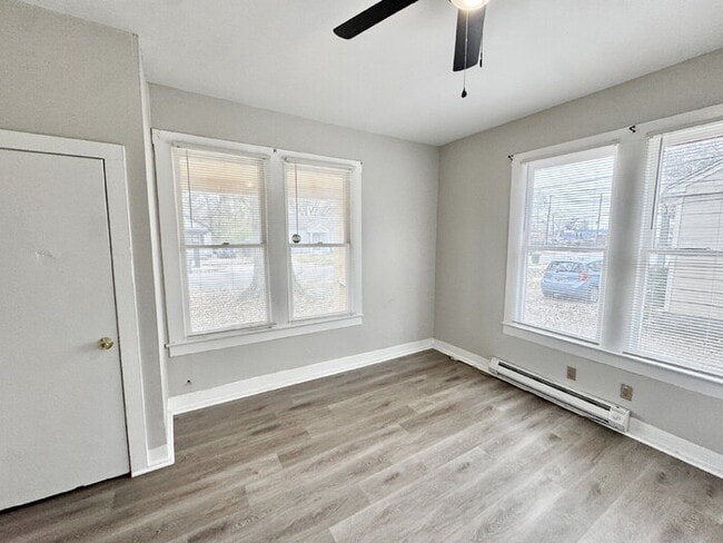 Building Photo - 3592 Vivia Ave