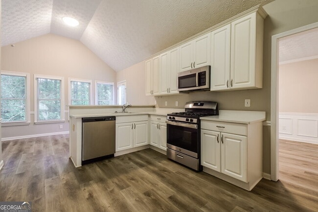 Building Photo - 5160 St Claire Pl