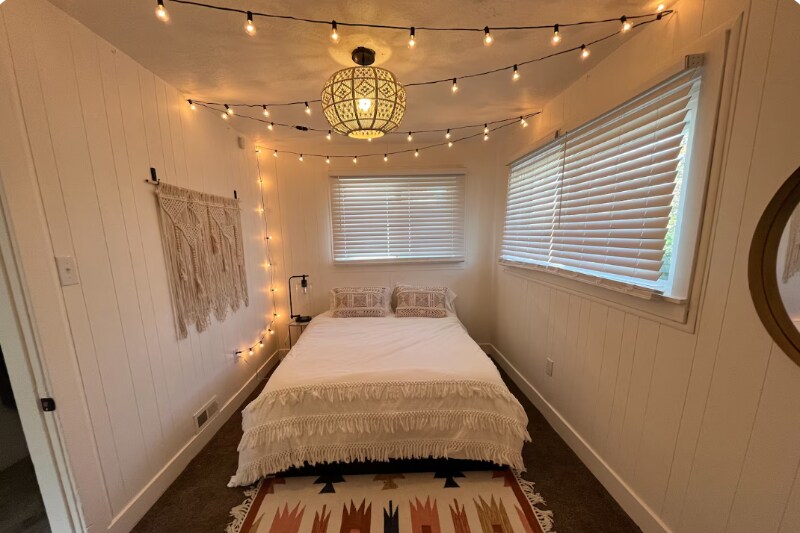 Building Photo - 64 Hartwell Ave