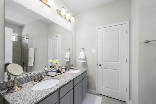 Building Photo - 15766 Loch Laggan Dr