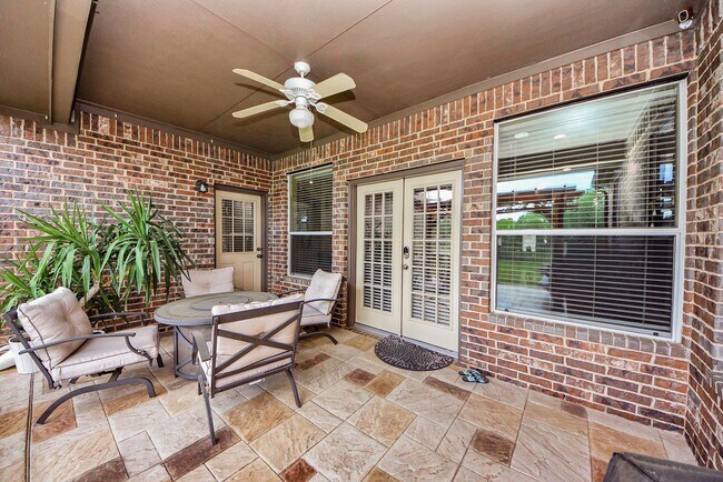 Building Photo - 12912 Southern Manor Dr