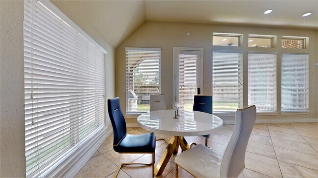 Building Photo - 29127 Crested Butte Dr