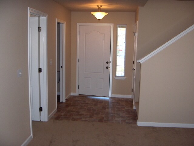 Building Photo - Spacious 3-Bedroom Home with Dedicated Loft & Office Space!