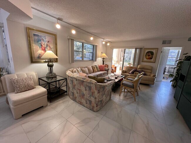 Building Photo - 1801 Eleuthera Point