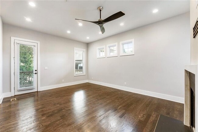 Building Photo - 1819 Huntington Hills Ln NW