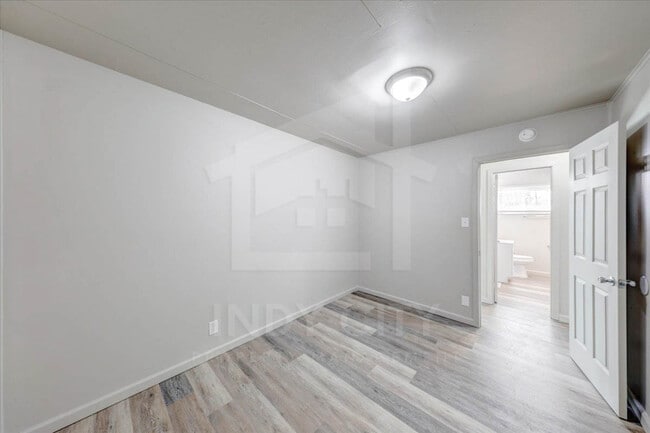 Building Photo - 7357 Evanston Ave