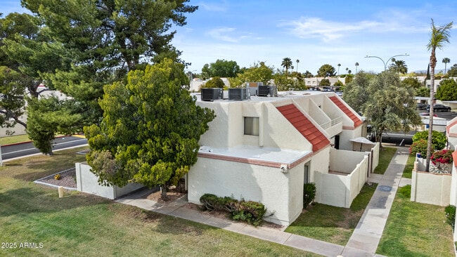 Building Photo - 6007 N 79th St