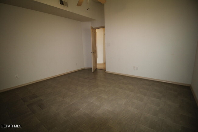 Building Photo - 14009 Robert Ituarte Dr