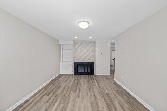 Building Photo - 4362 Hunters Club Dr