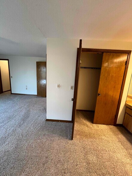 Building Photo - 6732 Beach Blvd