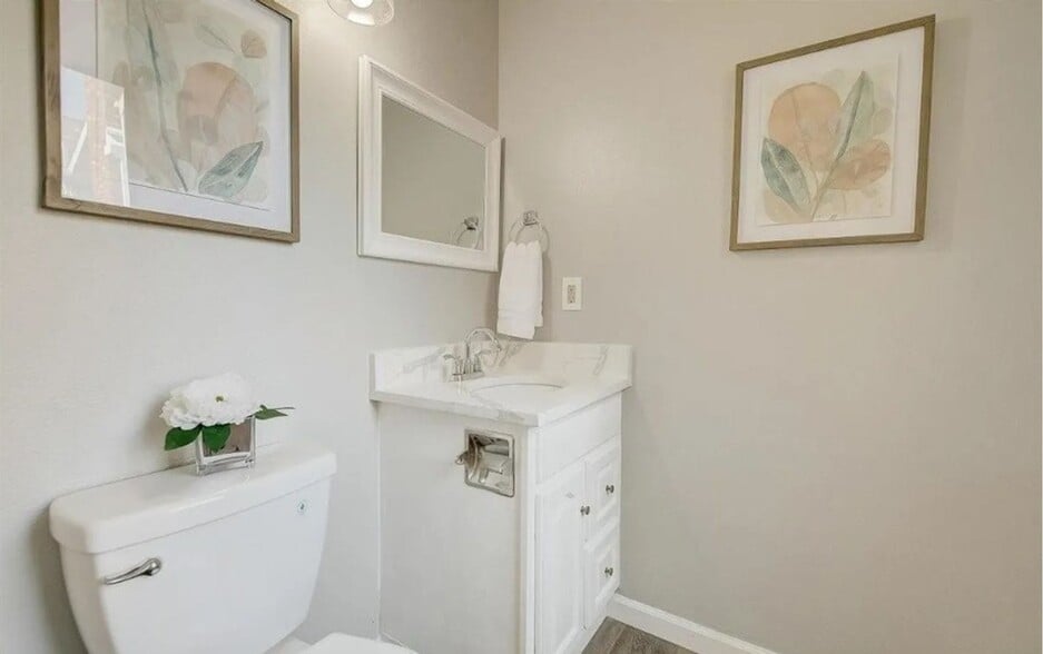 Building Photo - 6785 W 84th Way