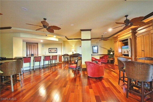 Building Photo - 2825 Palm Beach Blvd