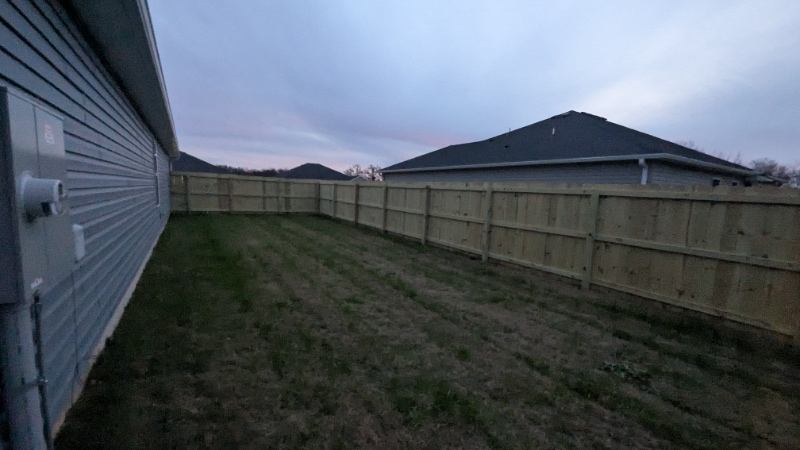 Building Photo - 1405 E Latium St