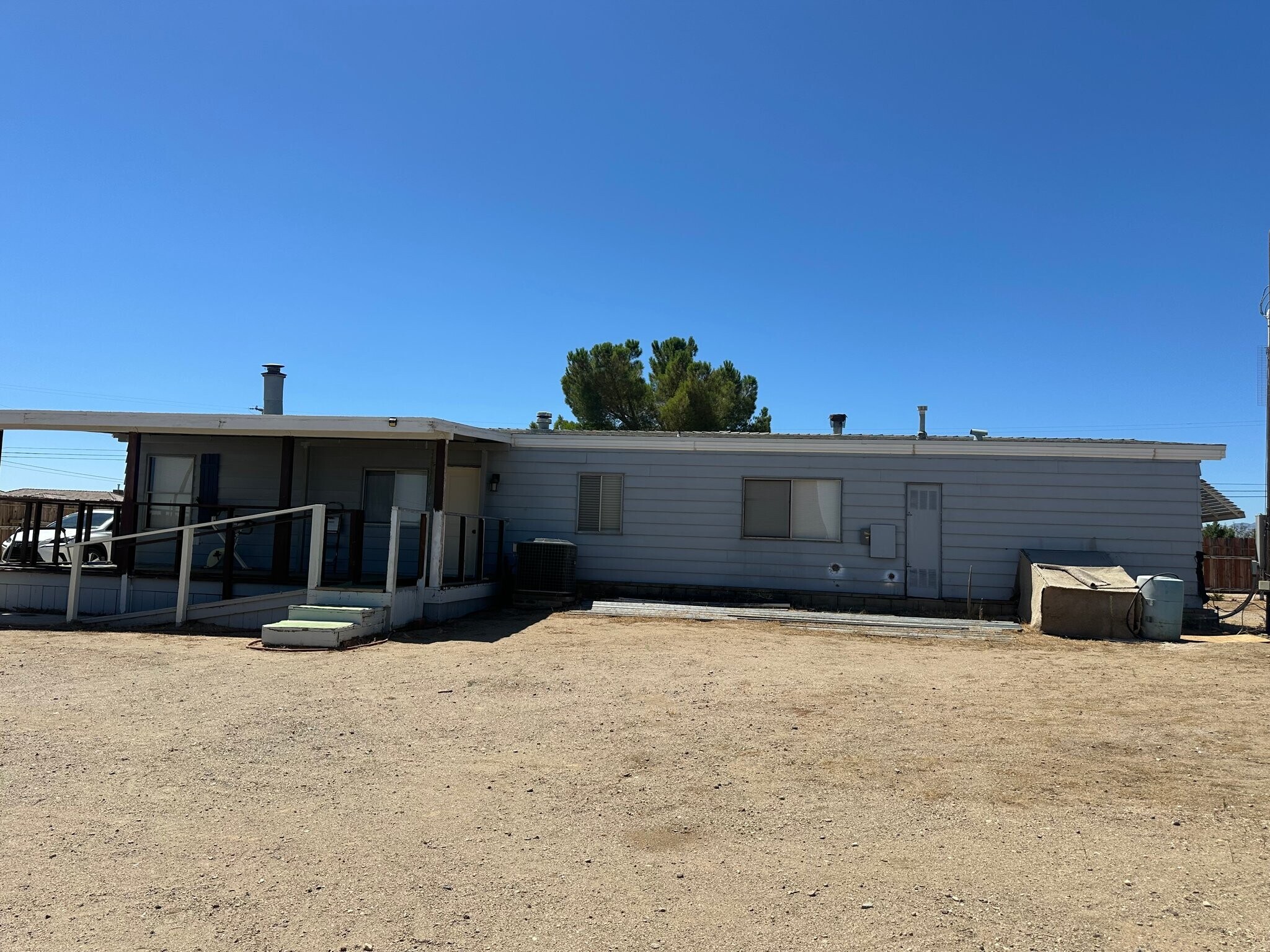 Building Photo - 10690 Goss Rd