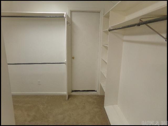 Building Photo - 403 S Fairway Ave